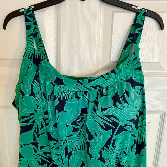 Lands' End Tankini Top Women's Size 24w Green Navy Blue Adjustable Straps Padded - Picture 1 of 6